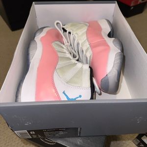 Custom Jordan’s size 8